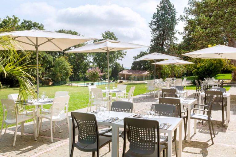 Terrasse du Restaurant M du domaine de Montjoie Toulouse