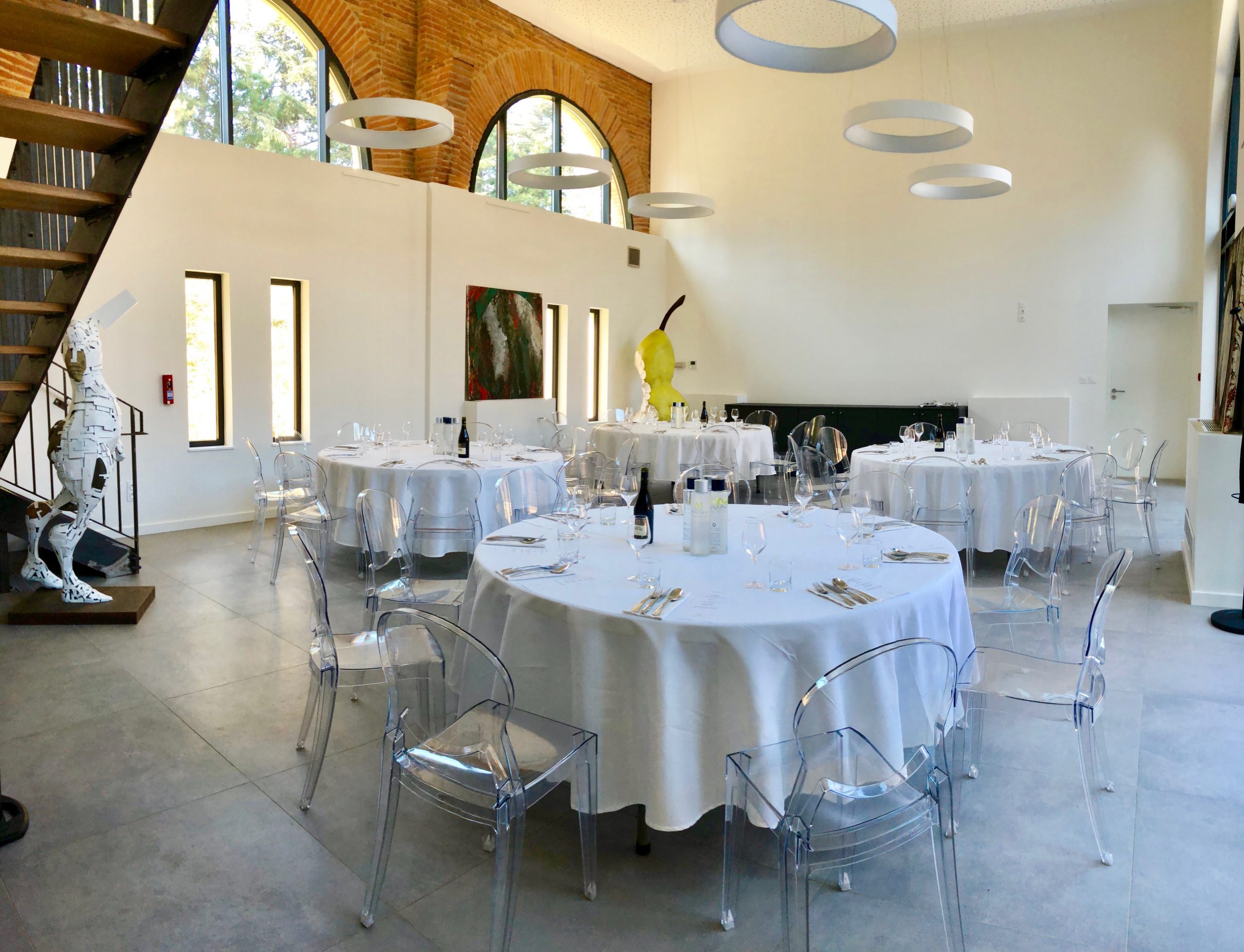 Hôtel et séminaire à Toulouse, team building, cohésion, show-room et