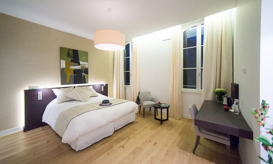 hotel-row-5-image-2@2x Photo de chambre deluxe